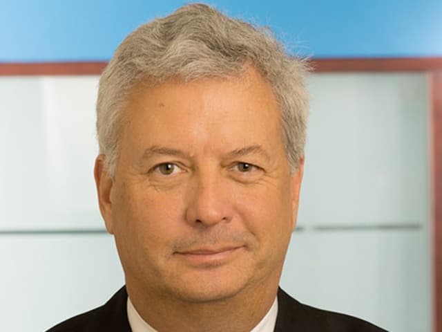 Controversial Departure of Air Canada's CEO: Impact on the Aviation Industry