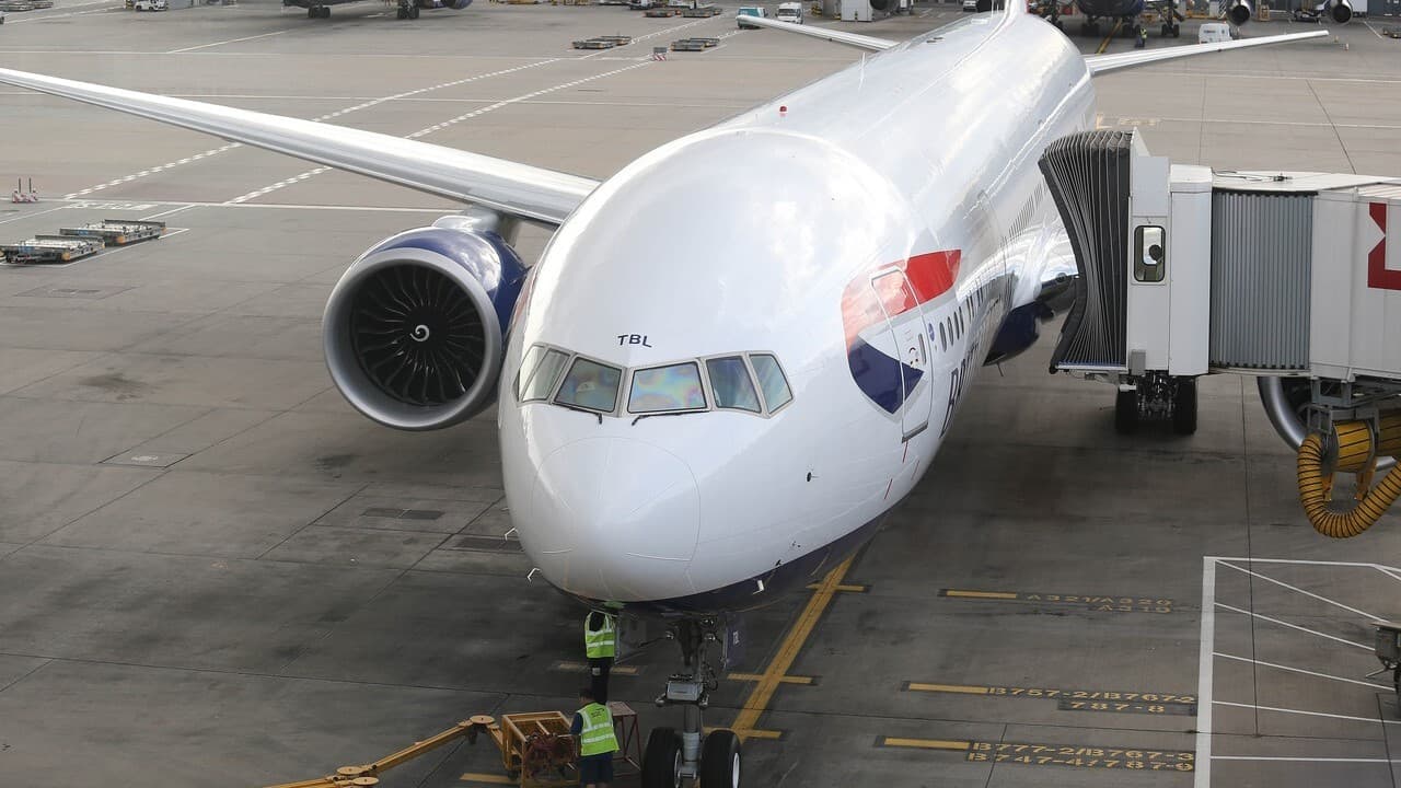 Ground Fueling Mishap at Heathrow: British Airways Faces £250,000 Bill After 787 Damage