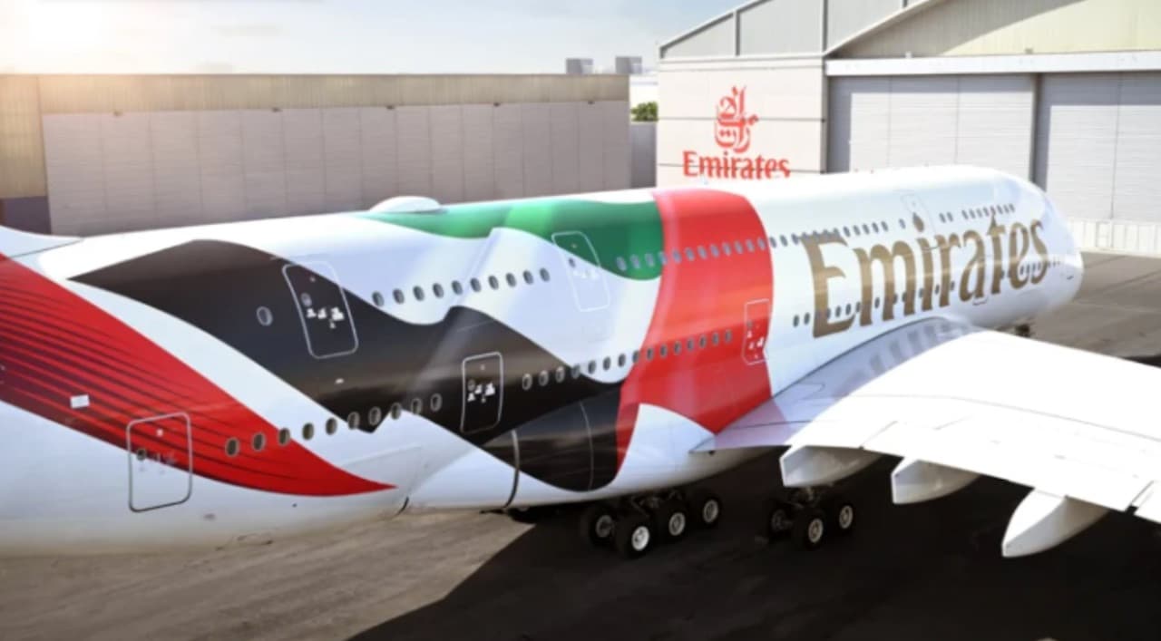 Emirates Wraps A380 in Giant UAE Flag: A Flying Symbol of National Pride