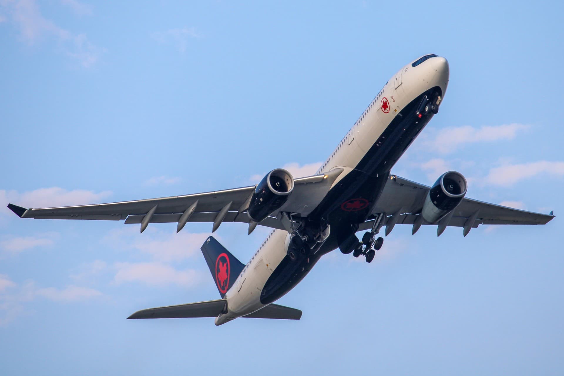 Air Canada drops 13 international routes: economic pressures and geopolitical tensions reshape summer 2026 network