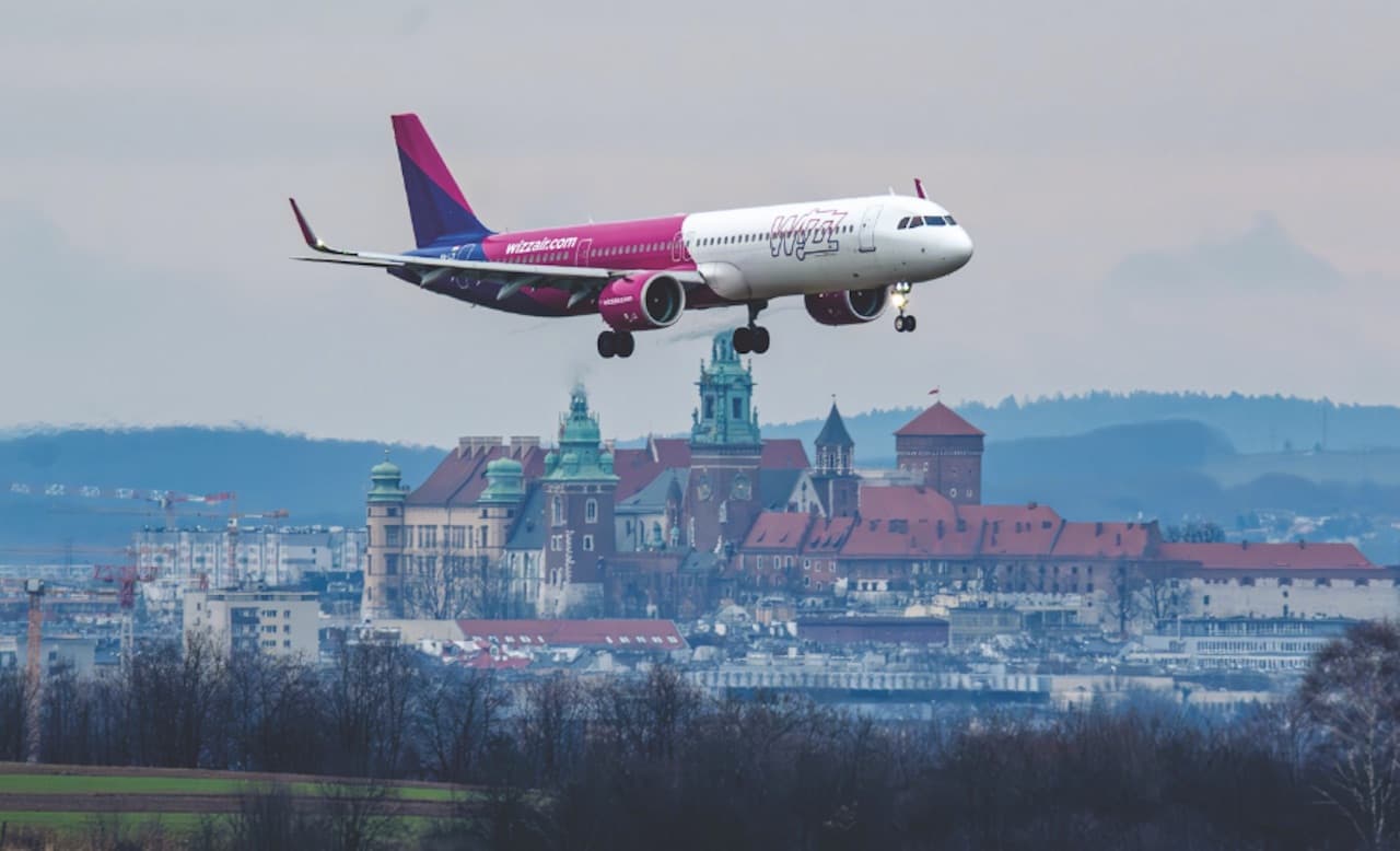 Wizz Air Takes Delivery of Its 200th A320neo Family Aircraft: A Fleet Renewal Milestone for ATPL and ATC Students