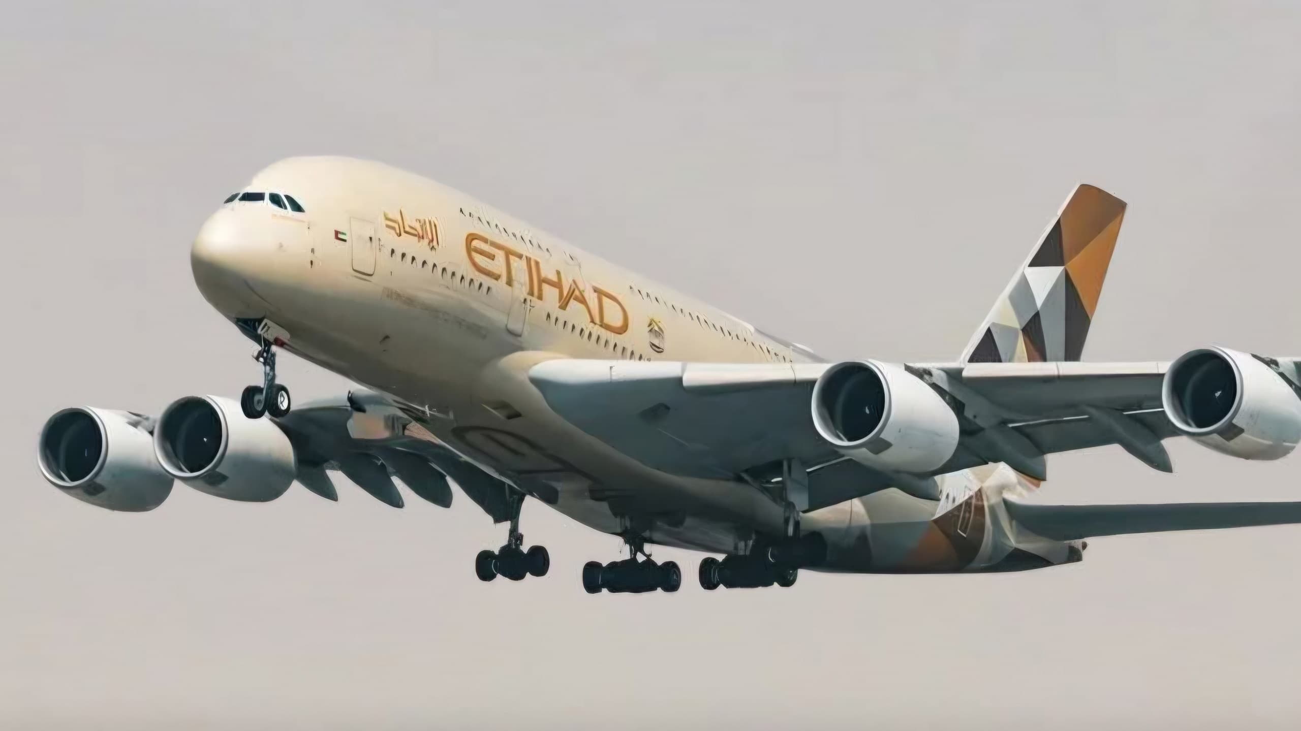 De l’A380 à la montre de luxe : Etihad recyclée au poignet