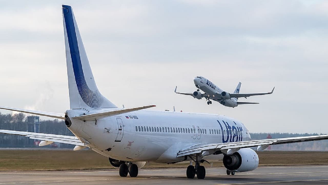 How Russian Airlines Bypass Western Sanctions to Keep Their Boeing and Airbus Fleets Flying