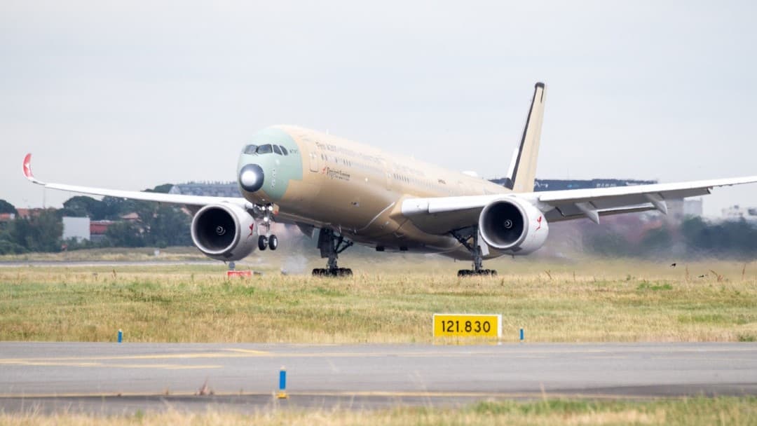 Qantas A350-1000ULR Enters Flight Testing: Paving the Way for 22-Hour Non-Stop Flights