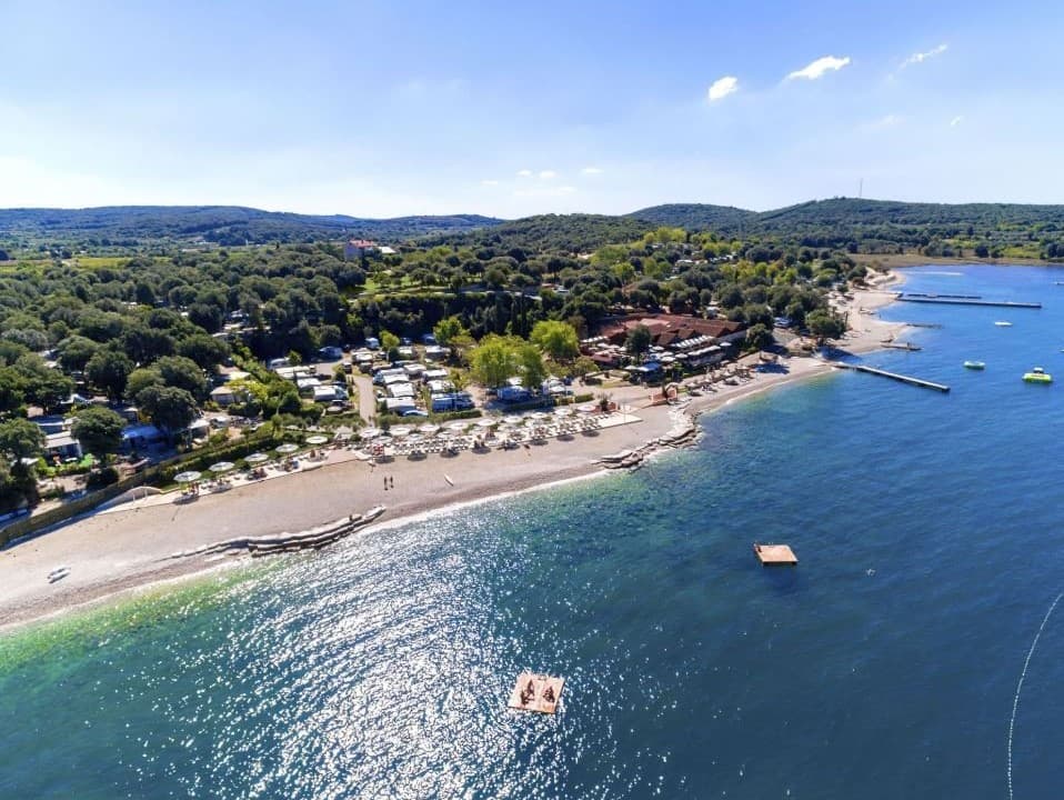 Cheap Flights to Croatia: How Low-Cost Airlines Are Reshaping European Tourism