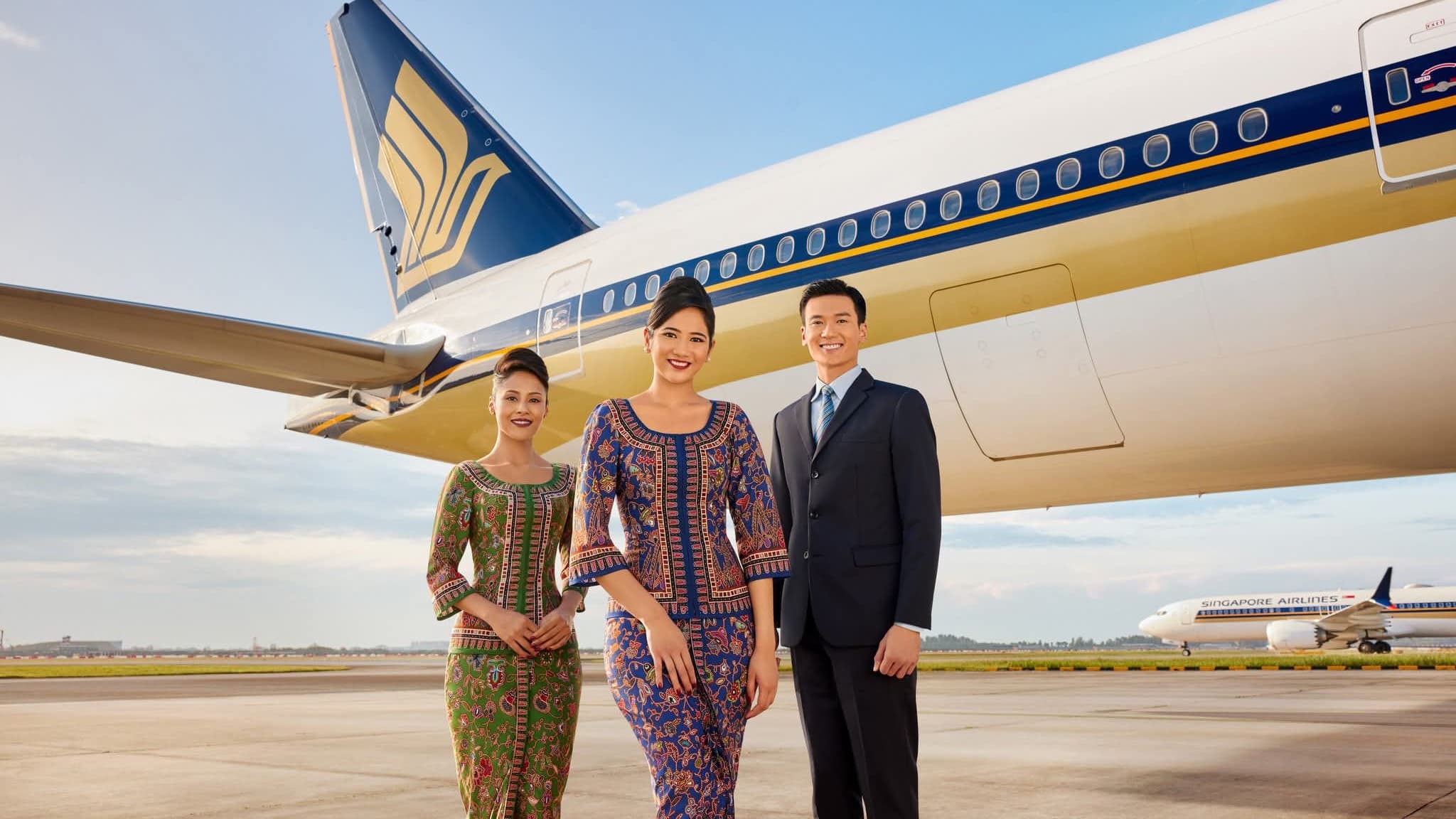 Singapore Airlines Eyes Mega Order for 777X or A350-1000: What It Means for ATPL and ATC Students