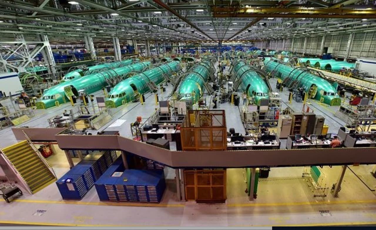 Boeing Eyes 70 737 MAX Jets Per Month to Catch Up with Airbus – What ATPL and ATC Students Need to Know