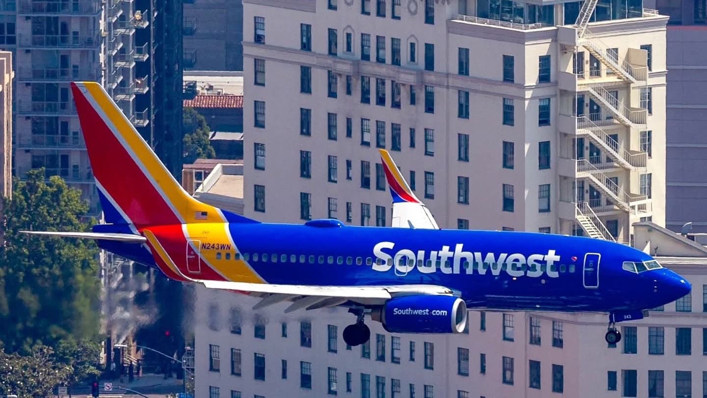 Southwest Reverses Jumpseat Access Policy: A Win for Non-Flying Employees