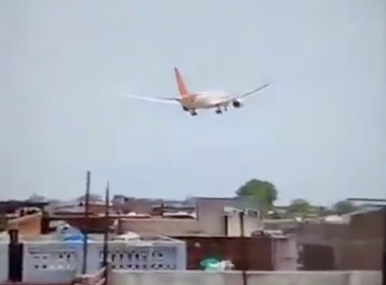 Air India AI171 Crash: Final Report Delayed as Fuel Cutoff Mystery Deepens