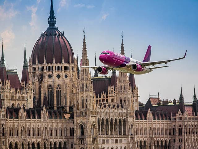 Wizz Air: High Fuel Costs, Winter Challenges, and Aggressive Expansion in Italy