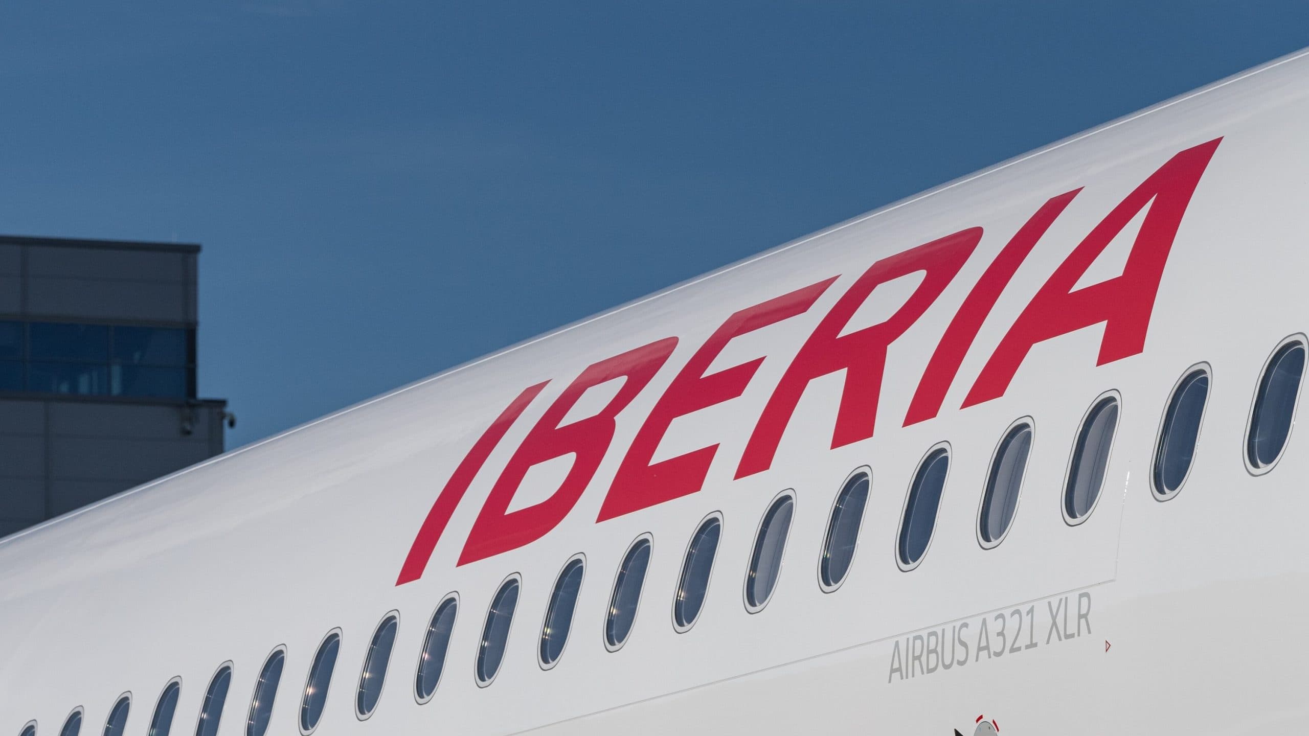 Iberia’s A321XLR Transatlantic Success: Madrid–Toronto Flight Exceeds 95% Load Factor