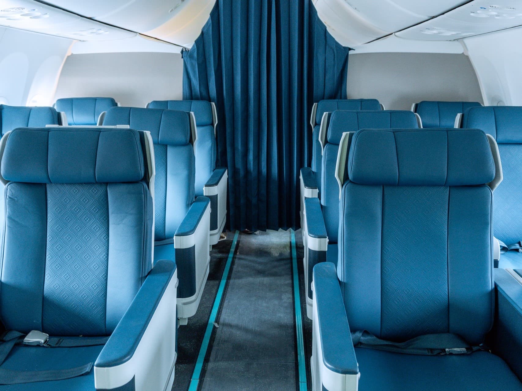 RwandAir Wins Best Cabin Service in Africa at 2026 APEX Awards: What It Means for Aviation Training