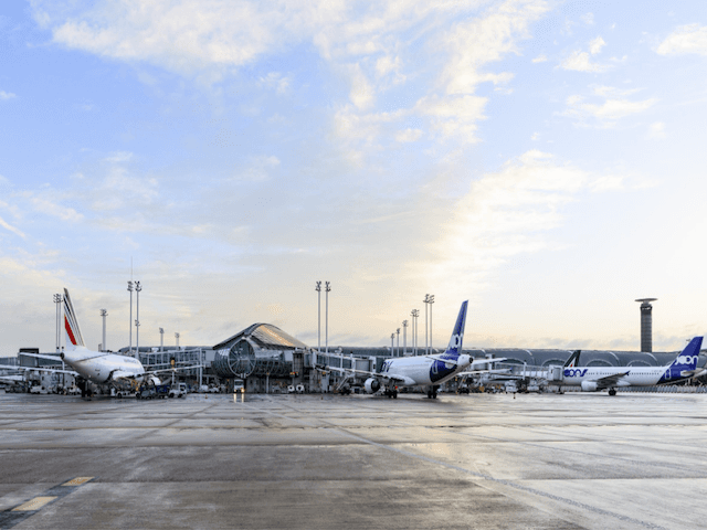 Airport Security Clearance Tightening: Thousands of Roissy and Orly Workers Face Uncertainty