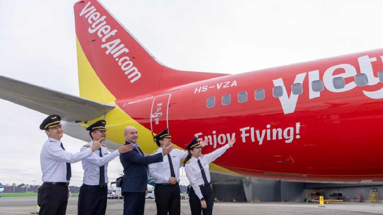 VietJet Plans Australian Low-Cost Subsidiary by 2027: What It Means for ATPL and ATC Students