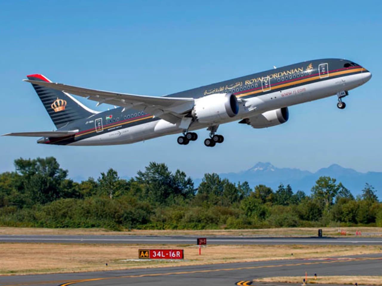 Royal Jordanian Crew Bus Crash in New York: Two Dead, Safety Questions Raised