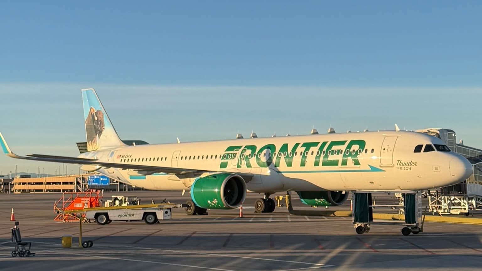 Avolon acquires 11 Airbus A321neo from Frontier Airlines: a strategic move in the leasing market