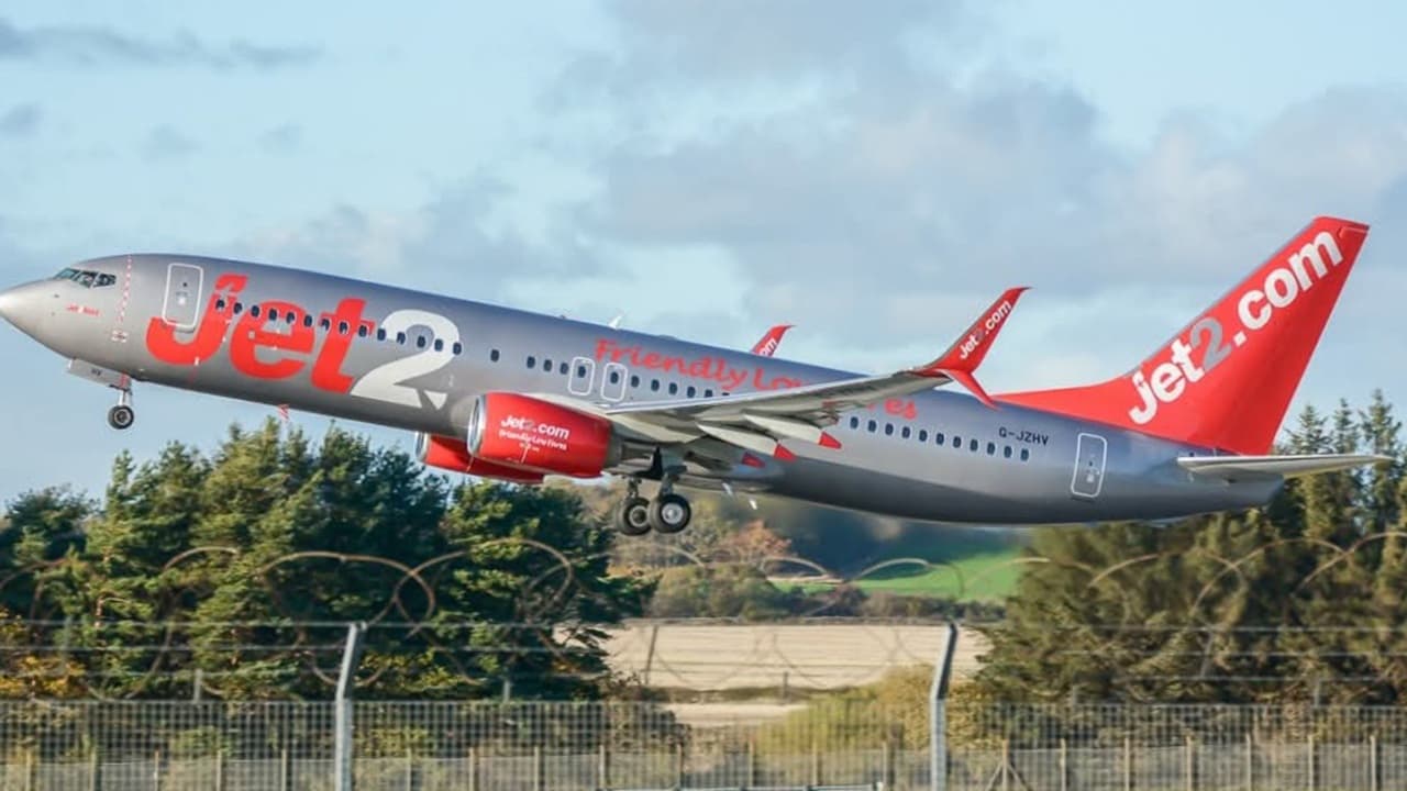 Jet2 Flight LS966: Violent Passenger Dies After Being Restrained – What ATPL and ATC Students Must Learn