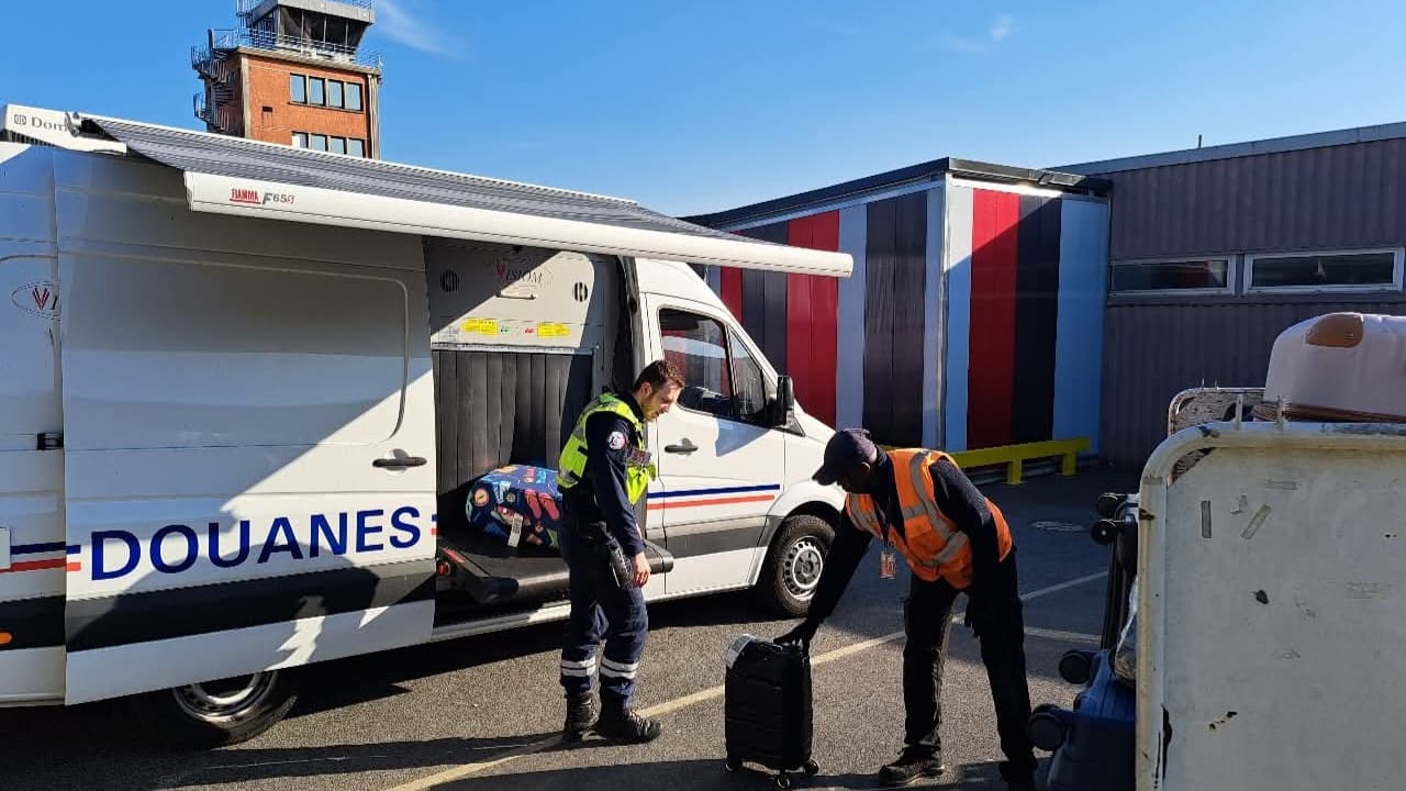 Customs Control at Airports: Know Your Allowances to Avoid Fines