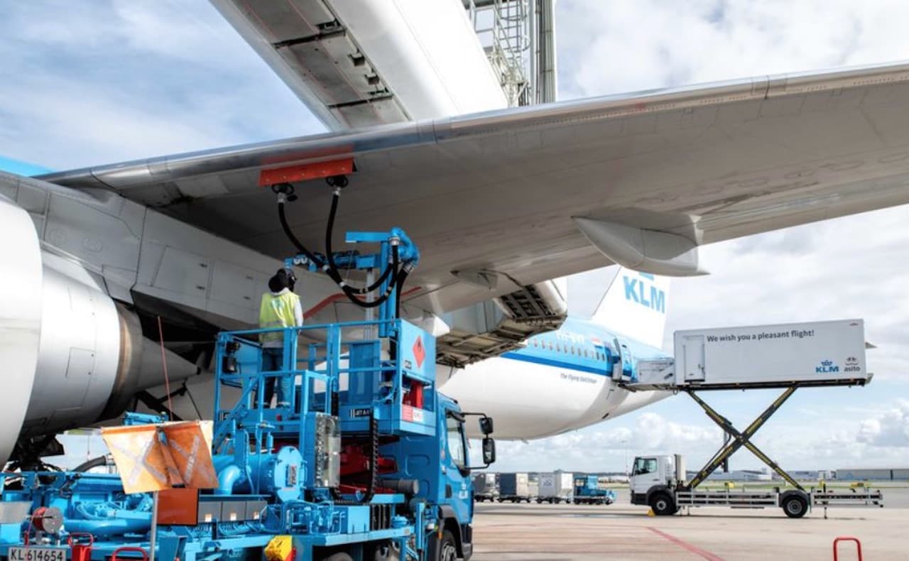 KLM Fined for Greenwashing: 1% SAF Called a 'Big Step' Ruled Misleading