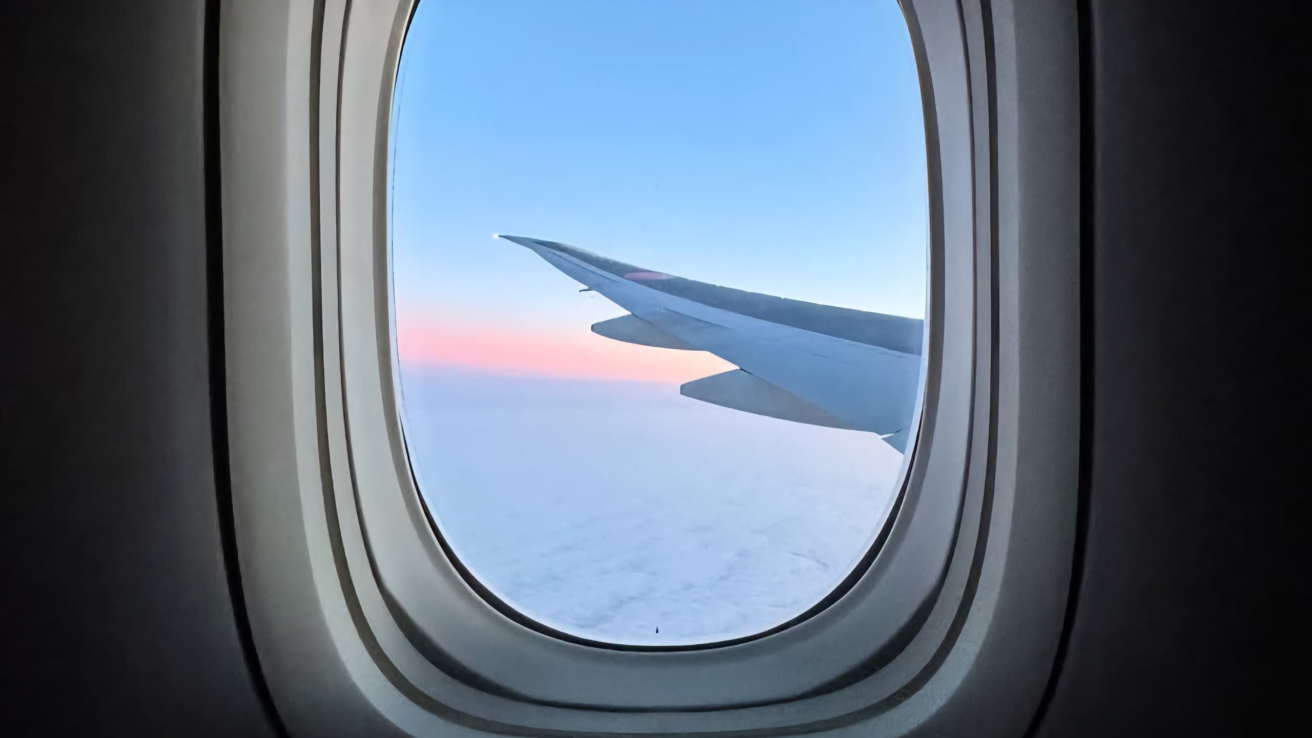 United Airlines Sued Over Window Seats Without Windows: What ATPL and ATC Students Should Know About Cabin Layout and Passenger Rights