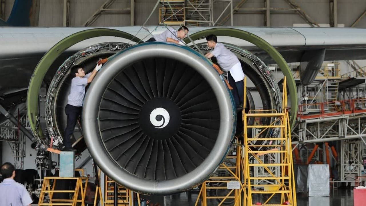 Boeing Forecasts $4.9 Trillion Aviation Services Market and 2.4 Million New Professionals Needed by 2045
