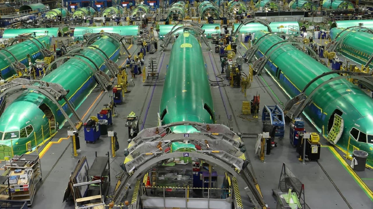 Boeing deliveries slip in July, Airbus keeps volume lead: what it means for aviation training