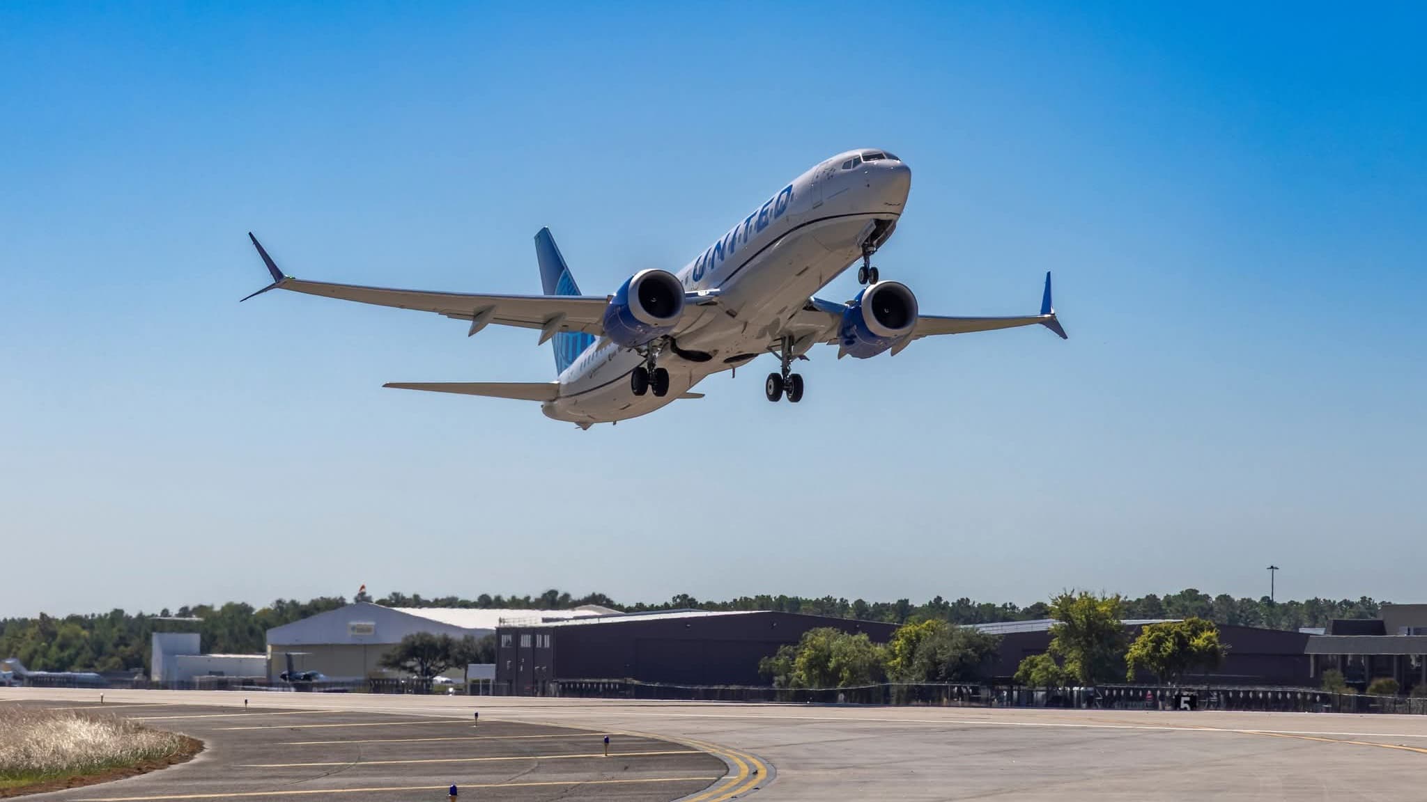 United Airlines Secures $390M Financing for Nine Narrowbodies: A321neo and 737 MAX 8