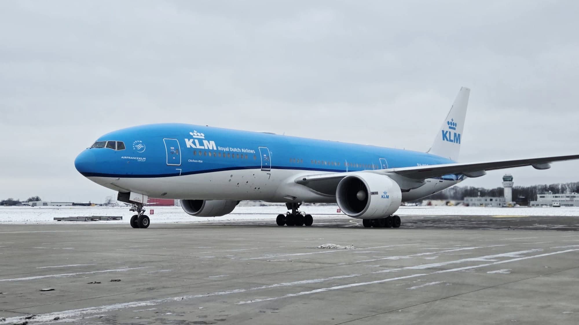 KLM Pilots Secure 4.75% Pay Rise After Months of Tense Negotiations